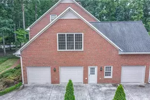 4210 Brambletye Dr, Greensboro, NC 27407 - Photo 44