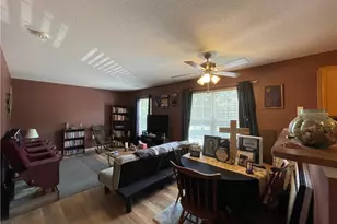 1920 Crest Hollow Dr, Winston-Salem, NC 27127 - Photo 6