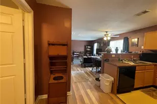 1920 Crest Hollow Dr, Winston-Salem, NC 27127 - Photo 2