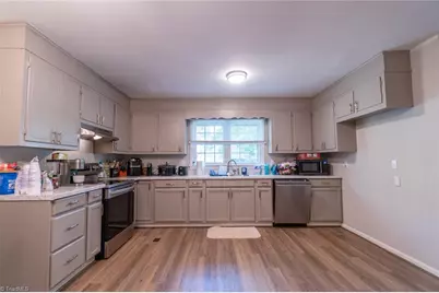 1615 Rankin Road, Greensboro, NC 27405 - Photo 18