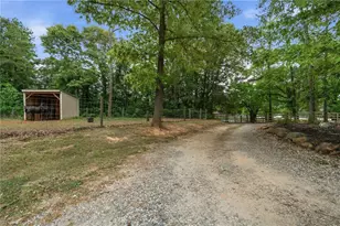 1027 Branson Mill Rd, Pleasant Garden, NC 27313 - Photo 46