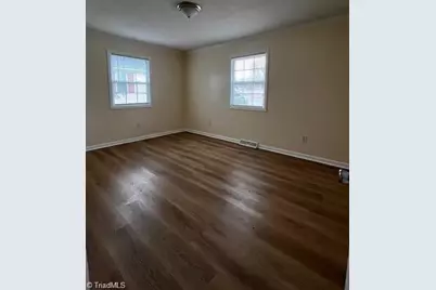 433 and 435 Ross Street, Asheboro, NC 27203 - Photo 8