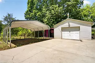 529 Peachtree St, Asheboro, NC 27203 - Photo 38