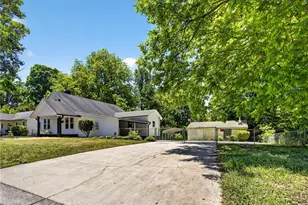 529 Peachtree St, Asheboro, NC 27203 - Photo 4