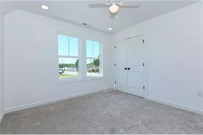 213 S English Street, Greensboro, NC 27401 - Photo 28