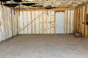 335 Frank Cherry St, Eden, NC 27288 - Photo 4