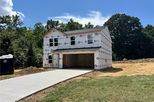 335 Frank Cherry St, Eden, NC 27288 - Photo 2