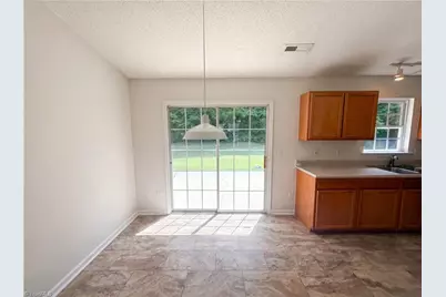 1807 Antler Court, Greensboro, NC 27406 - Photo 6