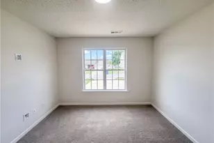 1807 Antler Ct, Greensboro, NC 27406 - Photo 4