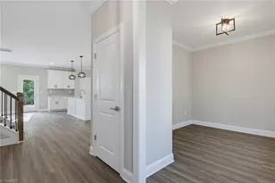 2103 Medhurst Dr, Greensboro, NC 27410 - Photo 2