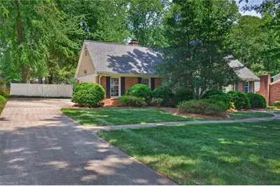2047 Walker Avenue, Burlington, NC 27215 - Photo 2
