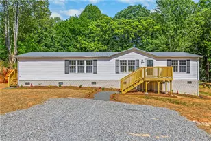 1100 Sandy Ln, Sandy Ridge, NC 27046 - Photo 2