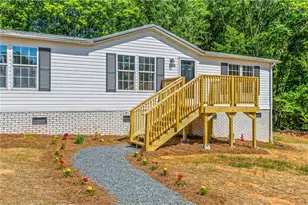 1100 Sandy Ln, Sandy Ridge, NC 27046 - Photo 2