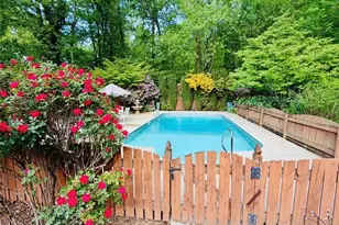 2628 Wessex Rd, Winston-Salem, NC 27106 - Photo 4