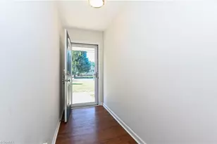 3203 Loftyview Dr, High Point, NC 27260 - Photo 6