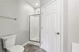 32 Tanner Woods Ln, Greensboro, NC 27410 - Photo 18