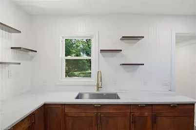 209 McCulloch Street, Greensboro, NC 27406 - Photo 2