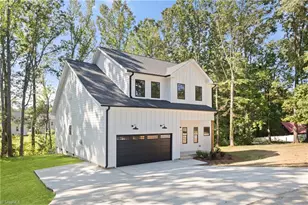4728 Spitfire Ln, Winston-Salem, NC 27103 - Photo 2