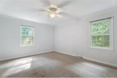 2460 Vincent Road, Winston-Salem, NC 27106 - Photo 16