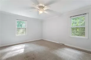 2460 Vincent Rd, Winston-Salem, NC 27106 - Photo 16