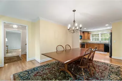 2460 Vincent Road, Winston-Salem, NC 27106 - Photo 8