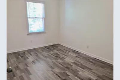 2424 Cottage Place, Greensboro, NC 27455 - Photo 30