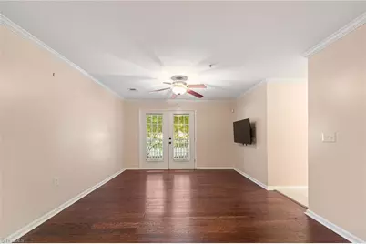 7100 W Friendly Avenue #105, Greensboro, NC 27410 - Photo 12