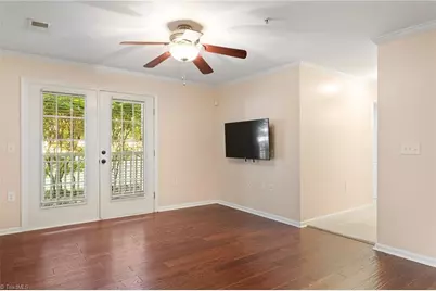 7100 W Friendly Avenue #105, Greensboro, NC 27410 - Photo 12