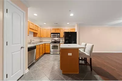 7100 W Friendly Avenue #105, Greensboro, NC 27410 - Photo 4