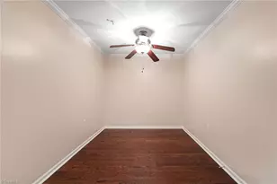 7100 W Friendly Ave, Greensboro, NC 27410 - Photo 8