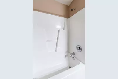 7100 W Friendly Avenue #105, Greensboro, NC 27410 - Photo 28