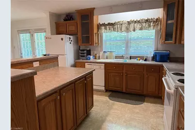 226 Greystone Drive, King, NC 27021 - Photo 26