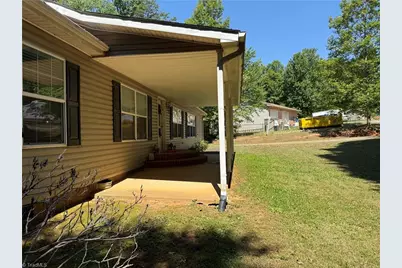 226 Greystone Drive, King, NC 27021 - Photo 8