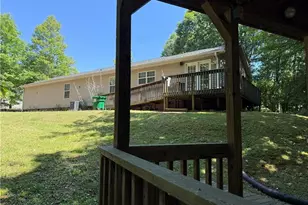 226 Greystone Dr, King, NC 27021 - Photo 6