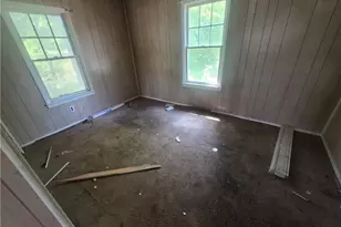 1050 Jacob St, Thomasville, NC 27360 - Photo 8