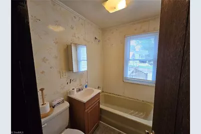 202 Boyd Street, Reidsville, NC 27320 - Photo 16
