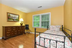 1304 Wakefield Pl, Greensboro, NC 27410 - Photo 36