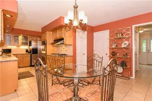 1304 Wakefield Pl, Greensboro, NC 27410 - Photo 14