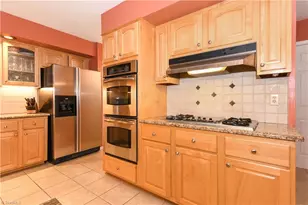 1304 Wakefield Pl, Greensboro, NC 27410 - Photo 18