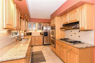 1304 Wakefield Pl, Greensboro, NC 27410 - Photo 16