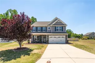 40 Onslowbay Ct, Whitsett, NC 27377 - Photo 2