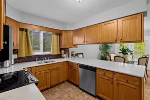 2016 Ledford Rd, Greensboro, NC 27406 - Photo 14