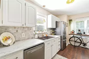 1533 Trinity Garden Cir, Clemmons, NC 27012 - Photo 10