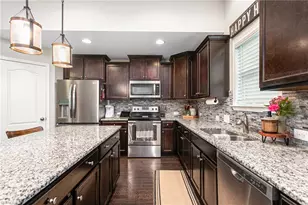 1028 Longleaf Pine Pl, Mebane, NC 27302 - Photo 10