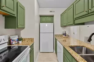 1700 N Elm St, Greensboro, NC 27408 - Photo 18