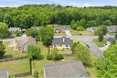 608 Fernway Drive, Burlington, NC 27217 - Photo 38