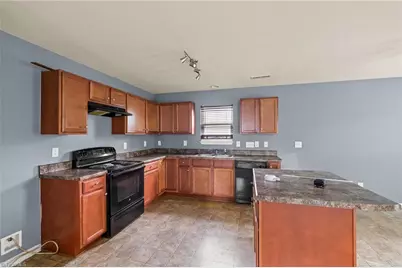 1101 Caden Village Circle, Lexington, NC 27295 - Photo 10