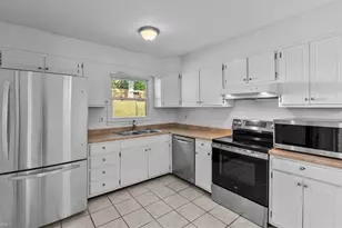 1928 Middlewood Ct, High Point, NC 27265 - Photo 12
