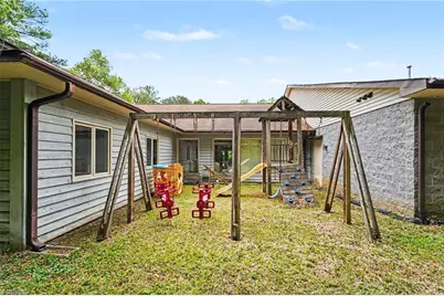 222 Market Street, Madison, NC 27025 - Photo 38