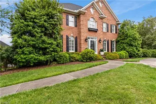 8365 Lismore St, Clemmons, NC 27012 - Photo 2